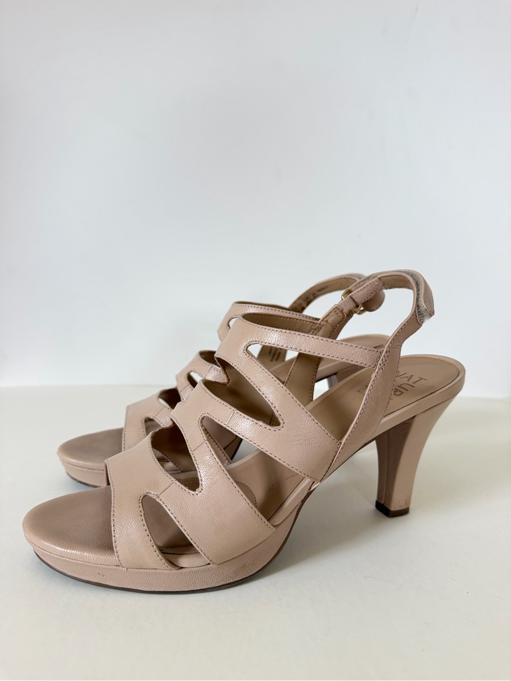 Naturalizer Women's Pressley Beige Tan Strappy Kitten Heel Sandals US 8.5 W